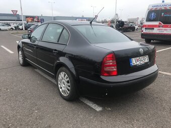 Škoda Superb 1.9 TDI Elegance - 6