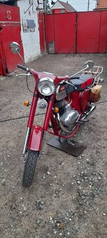 Jawa 250/592 - 6