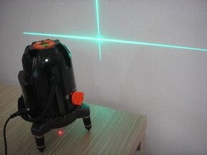 Profi krížový laser samonivelačný DEKO - zelený - 6