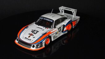 Porsche 935 "moby dick" - 6