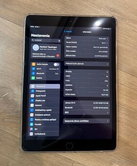 Apple iPad 8 32GB 10.2" (2020)+ sklo + nový obal-dobrý stav - 6