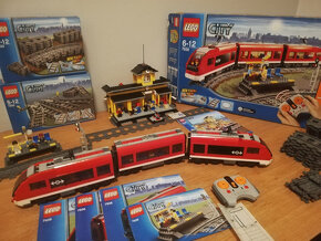 Lego 7938,7499 a 7895 - séria City - Osobný vlak + koľajnice - 6