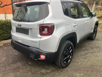 Jeep Renegade 1.3 benzín 96 kw + PHEV Limited 4xe, 2022 - 6