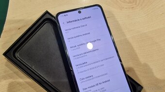 Samsung Galaxy Z Flip 4 dual 128GB - aj vymením - 6