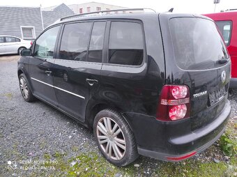 Volkswagen Touran 2.0TDI.2008r. - 6