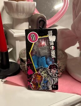 Monster High NIB fashion packy - 6