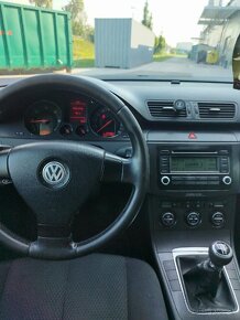 Predam volkswagen passat b6 1.9 77kw - 6