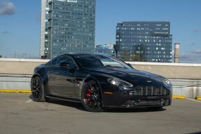 Aston Martin V8 Vantage S - 6