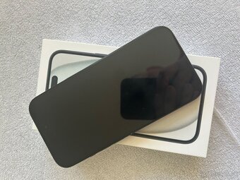 iPhone 15 128gb black - 6