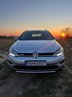 VW GOLF VII VARIANT 2.0TDI DSG - 6