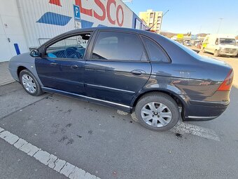 Citroen C5 2.0 HDI 6st.manuál NOVÁ STK A EK - 6