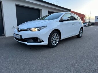 Toyota Auris - 6