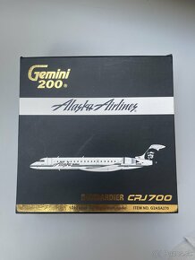 Bombardier CRJ700 Alaska Air 1:200 - 6