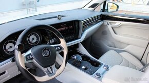 Volkswagen Touareg 2019 3.0 V6 TDI 231k Eleganc 4x4,odp.DPH - 6