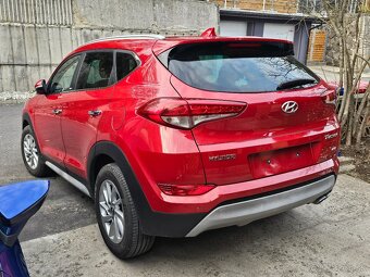 HYUNDAI TUCSON 2.0 CRDi - 100 kW  4x4 - 6