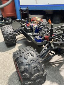 Traxxas Summit 1:8 RTR 4WD - 6