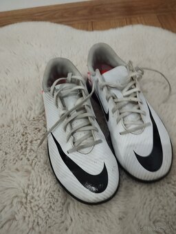 Turfy Nike 37,5 - 6