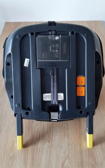 Predám podsedák s ISOFIX - PegPerégo - 6