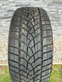 235/55 R18 104H zimná GOODYEAR - 6