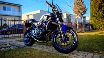 Yamaha MT 07 - 6