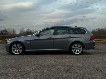 BMW e91 330xd A/T - 6