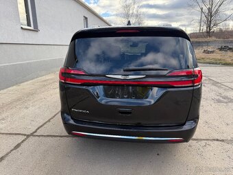 Chrysler Pacifica DPH  nebourano 7 míst - 6