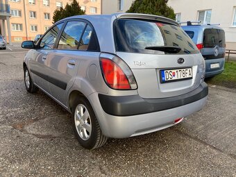 Kia Rio 1.4 16V - 6