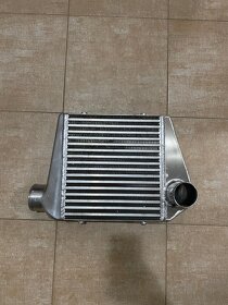 Nissan Patrol M57 - DRŽÁK INTERCOOLERU + INTERCOOLER - 6