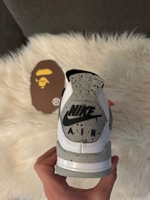 Jordan 4 - 6