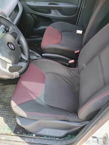 Rozpredam Renault Clio 1,6 16v 79kw - 6