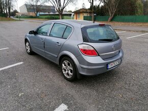 Predám Opel astra h - 6