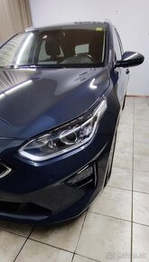 Kia Ceed SW 1,6 CRDi A7 DCT MHEW Gold - 6