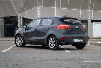 Kia Rio - 6