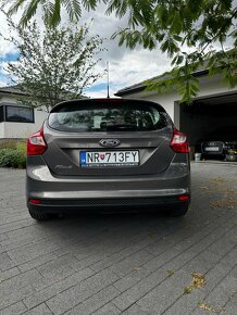 Ford focus 1.6 benzín - 6