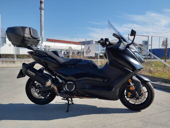 Yamaha T-Max 560, Tech - 6