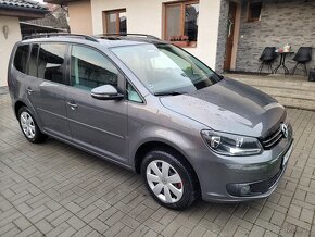 Volkswagen Touran 2.0Tdi 103kw 140PS r.v 2012 - 6