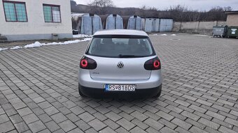 Golf 5 2004 1.4 benzín 55kw - 6