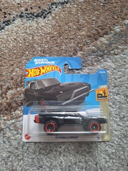 Hot wheels mix autíčok 1. - 6