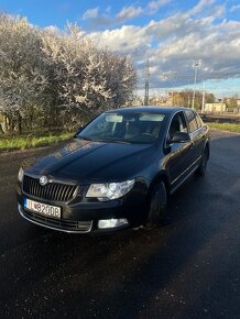 Škoda superb 2.0 TDi 103 kW , 2011r - 6