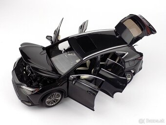 LEXUS NX450H 2022 – 1:18 KYOSHO - 6