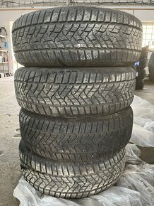 Zimne pneumatiky Dunlop 215/65/r16 - 6