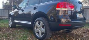 Volkswagen Touareg 2.5 - 6