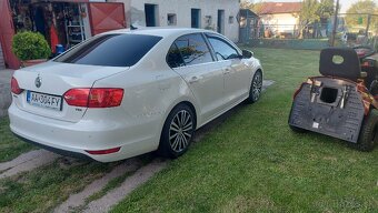 Wolsvagen Jetta 1.6 tdi 77kw dsg 7 stupňová - 6