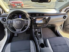 Toyota Auris Touring Sports 1.6 l Valvematic; 03/2019; 97kW - 6