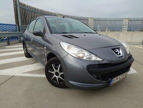 Peugeot 206 1,4i - 6