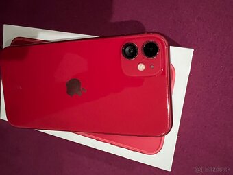 iPhone 11 64GB RED Product - 6