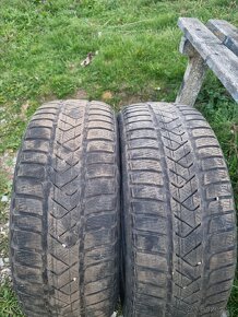 Zimné pneu 215/55 R17 - 6