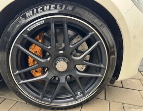 Mercedes-Benz E trieda Kombi AMG E63S 4MATIC+ 612PS KARBON - 6