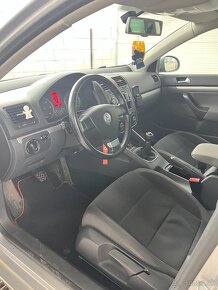 Volkswagen Golf 5 - 6