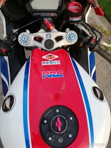 Honda CBR 1000 rr - 6